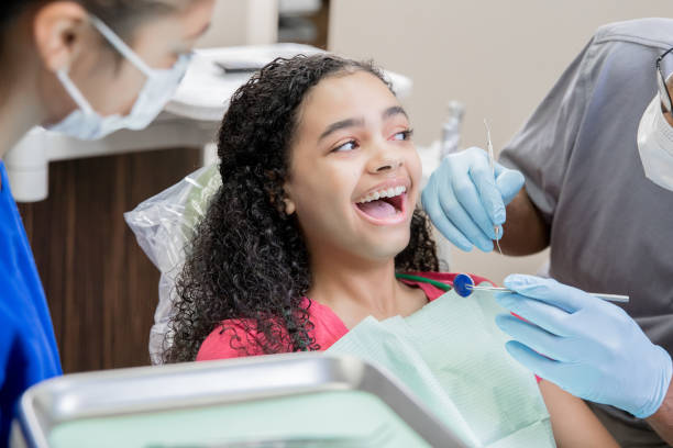 Best Emergency Dental Care for Broken or Chipped Teeth in Lealman, FL